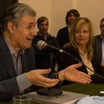 Víctor Hugo Morales presentó su libro junto a Florencia Saintout (Foto: Alejandro Pellegrino)
