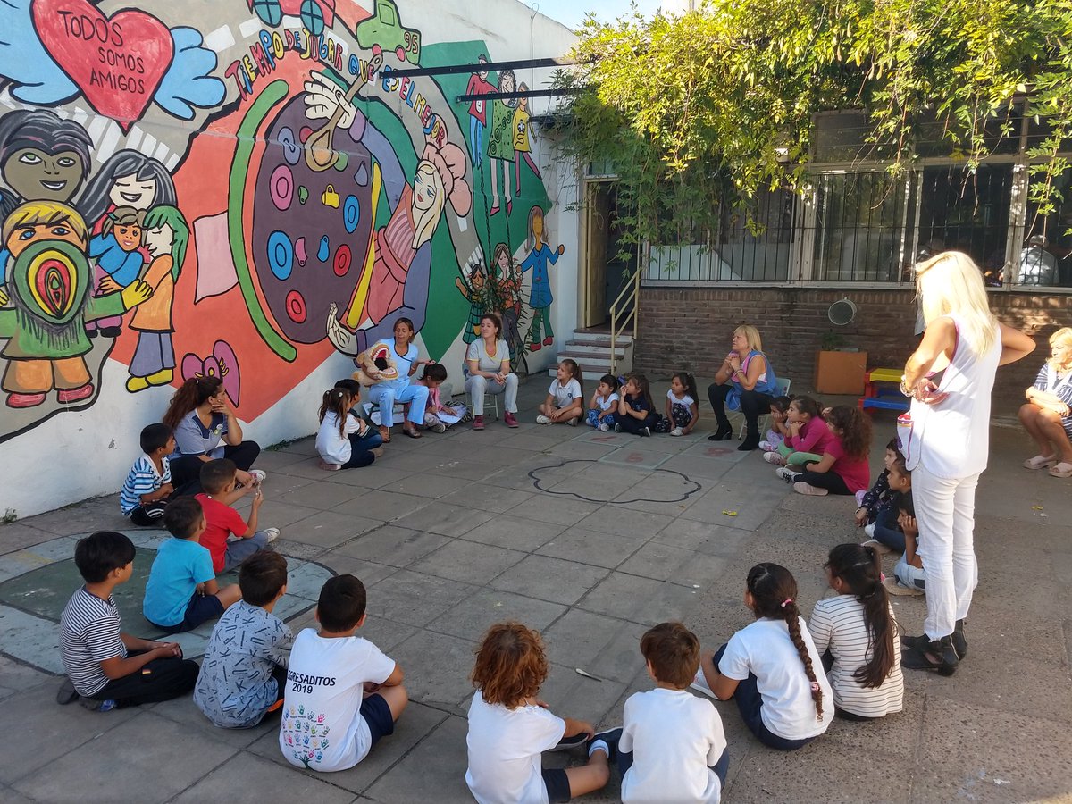 Un baño para 120 niños en una guardería municipal de La Plata - Diario  Contexto