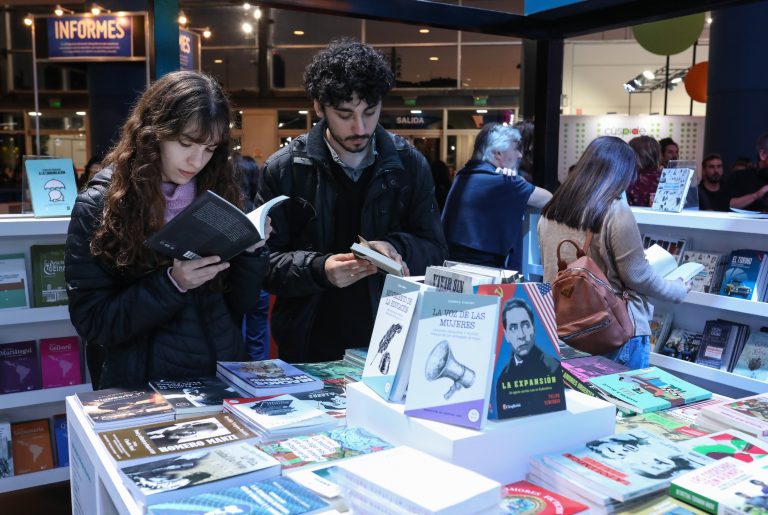 La Provincia de Buenos Aires vuelve a estar presente con su stand en la Feria Internacional del Libro